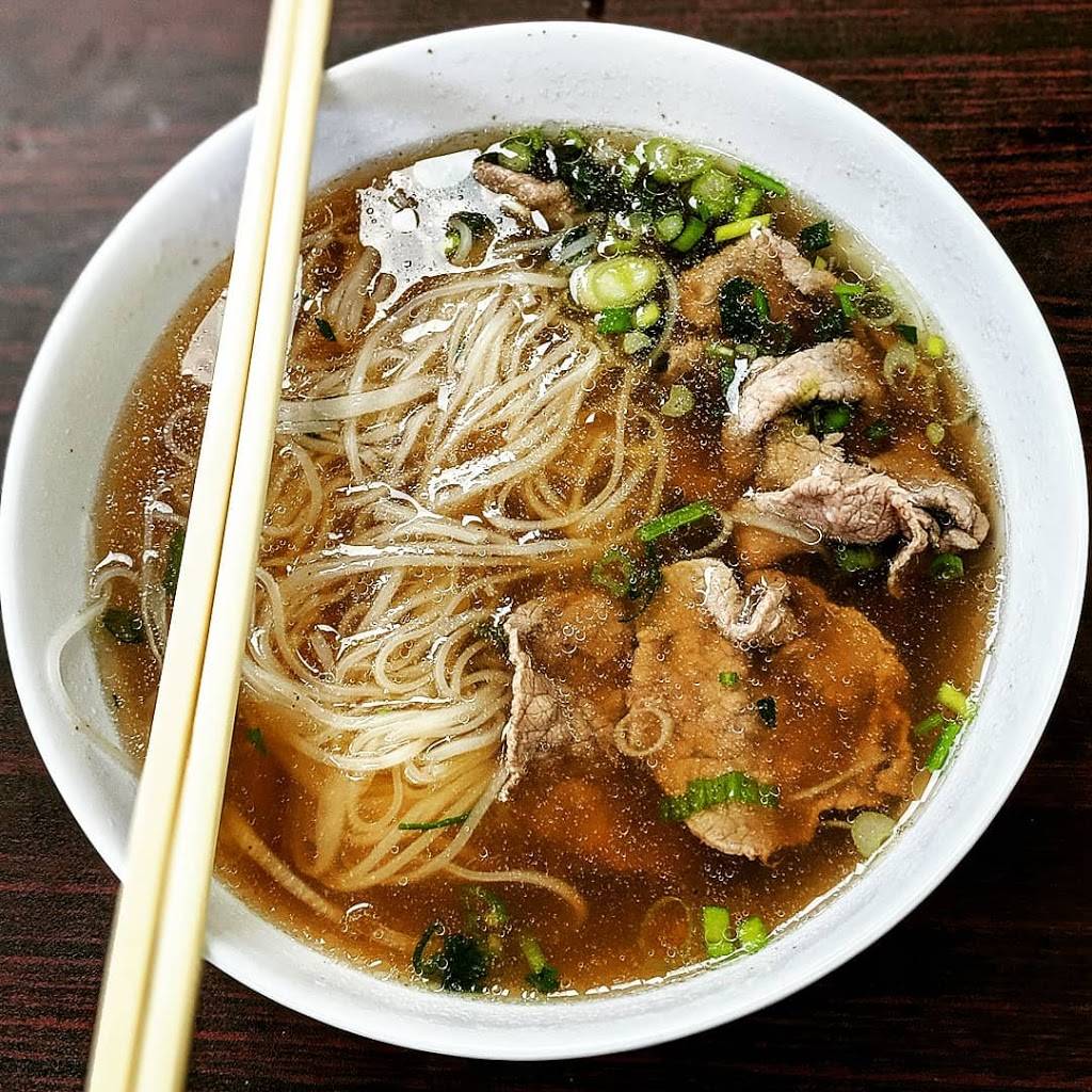 Pho Pasteur | restaurant | 694 Snelling Ave N, St Paul, MN 55104, USA | 6517568562 OR +1 651-756-8562