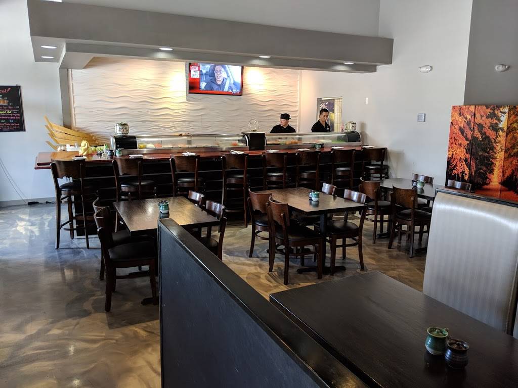 Momiji Sushi Bar & Grill of Sorrento | restaurant | 24400 FL-44, Eustis, FL 32736, USA | 3523572285 OR +1 352-357-2285