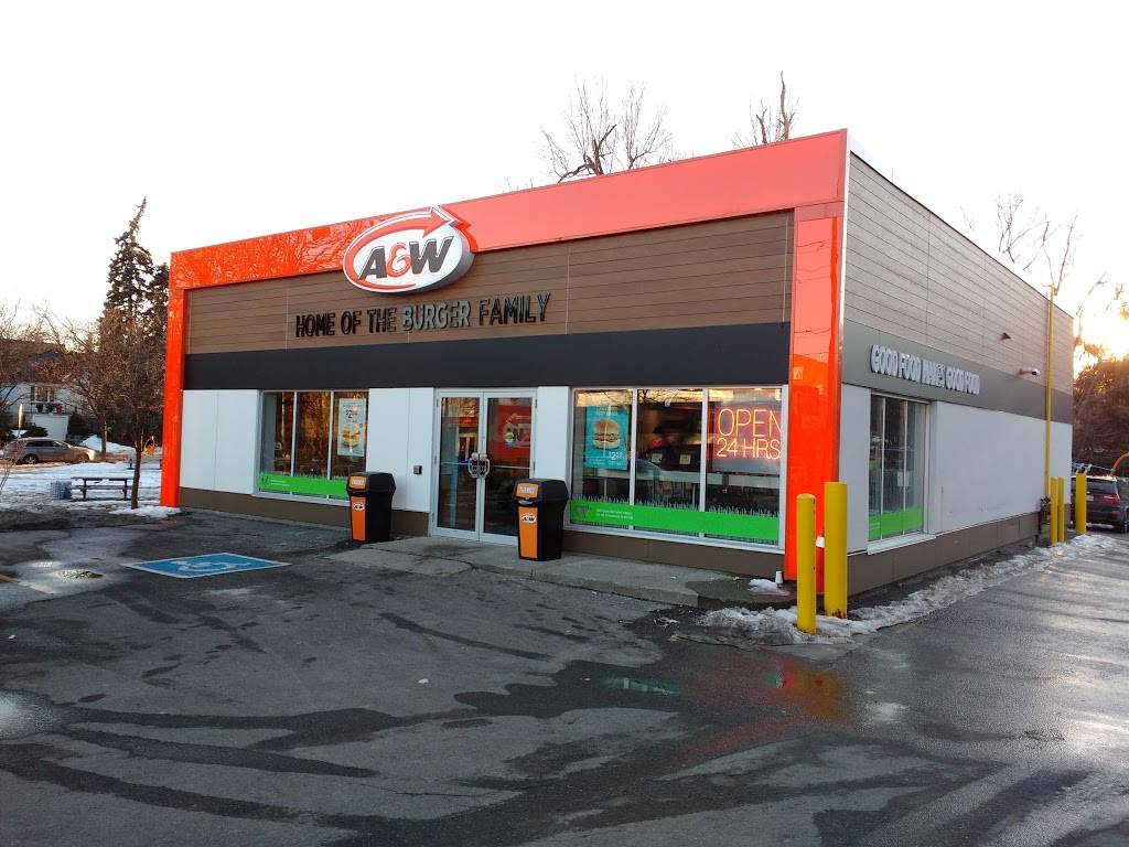 A&W Canada | restaurant | 1638 Avenue Rd, North York, ON M5M 3X9, Canada | 4167857195 OR +1 416-785-7195