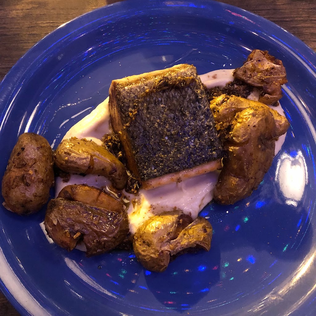 Fish Bar Old Town | restaurant | 1529 N Wells St, Chicago, IL 60611, USA | 3126430450 OR +1 312-643-0450