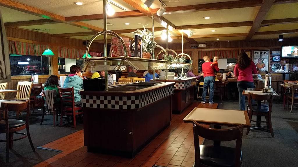 Pizza Hut | meal takeaway | 1519 S Main St, Red Bud, IL 62278, USA | 6182826642 OR +1 618-282-6642