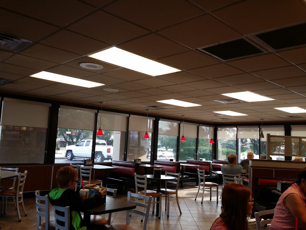 Hardees | restaurant | 4200 US-90, Pace, FL 32571, USA | 8509942153 OR +1 850-994-2153