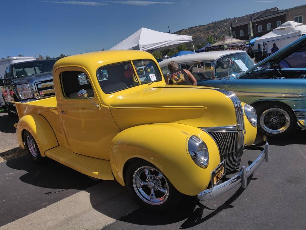 Copperopolis Town Square | restaurant | 100 Town Square Rd, Copperopolis, CA 95228, USA | 2097859700 OR +1 209-785-9700