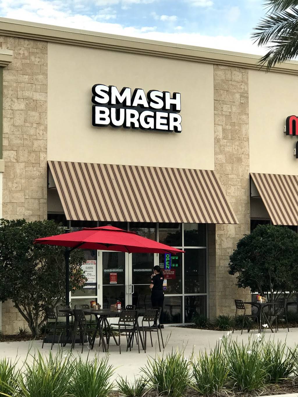 Smashburger | restaurant | 12701 Narcoossee Rd #150, Orlando, FL 32832, USA | 4076684315 OR +1 407-668-4315