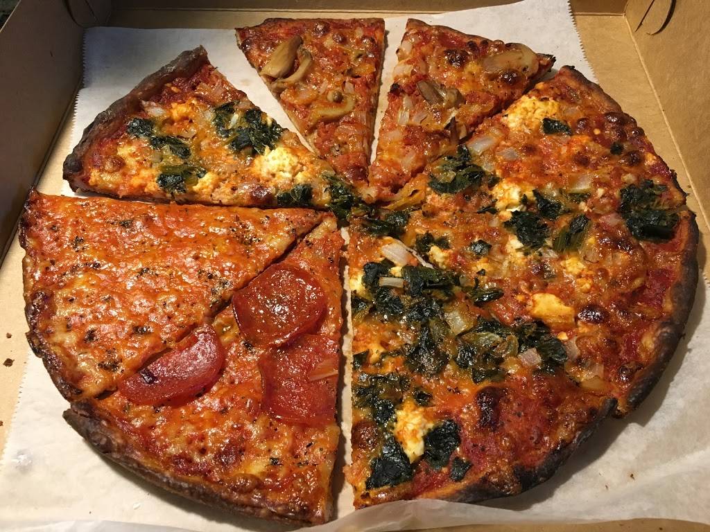 Rays Pizza | restaurant | 2186 Acushnet Ave, New Bedford, MA 02745, USA | 5089983636 OR +1 508-998-3636