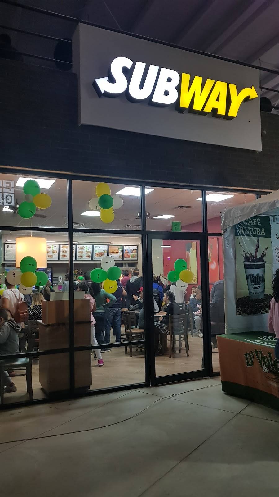 Subway | restaurant | Lázaro Cárdenas 16000, La Pechuga, Otay Constituyentes, Tijuana, B.C., Mexico | 016648292366 OR +52 664 829 2366