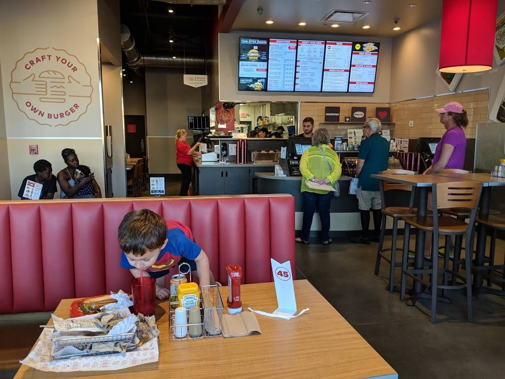 Smashburger | restaurant | 4035 S Dale Mabry Hwy, Tampa, FL 33611, USA | 8135138024 OR +1 813-513-8024