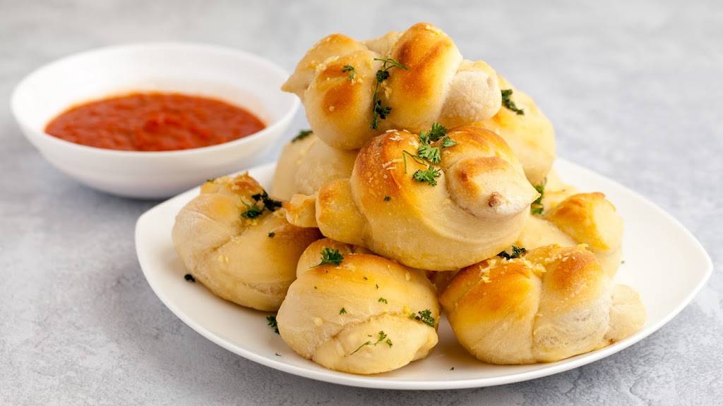 Krisp Pizza | meal delivery | 1036 Seventh Ave, San Diego, CA 92101, USA | 6192326100 OR +1 619-232-6100