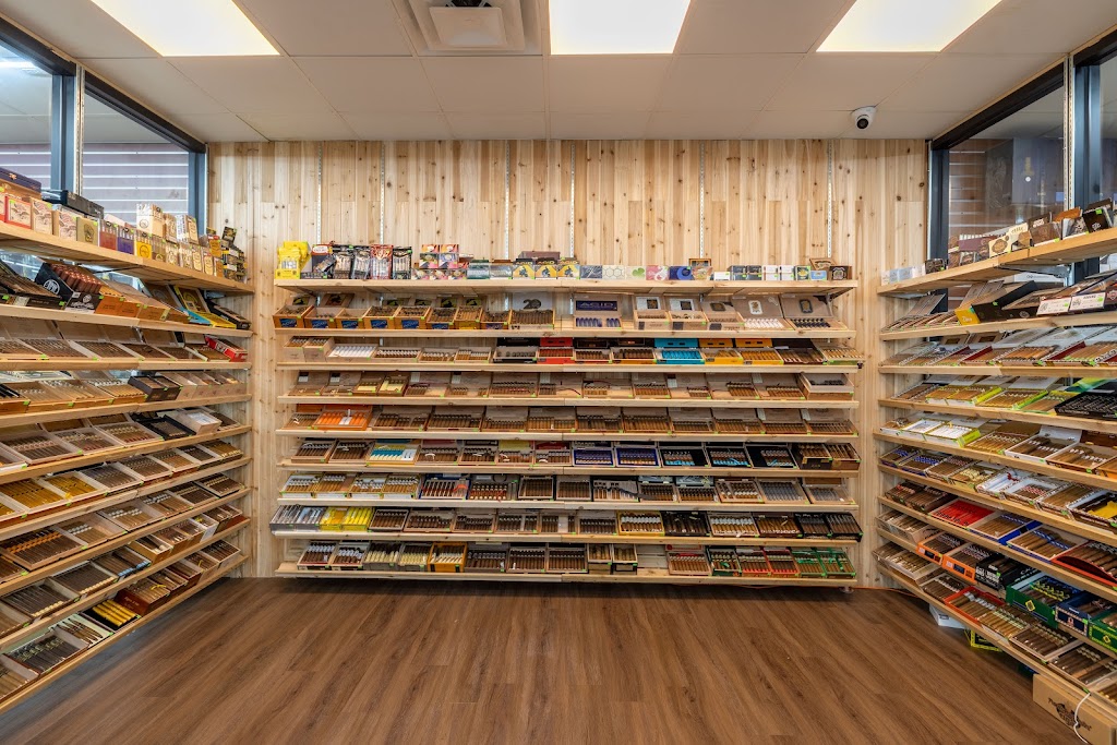 eLite Smoke Shop | meal takeaway | 1992 N Jerusalem Rd, North Bellmore, NY 11710, USA | 5163853761 OR +1 516-385-3761