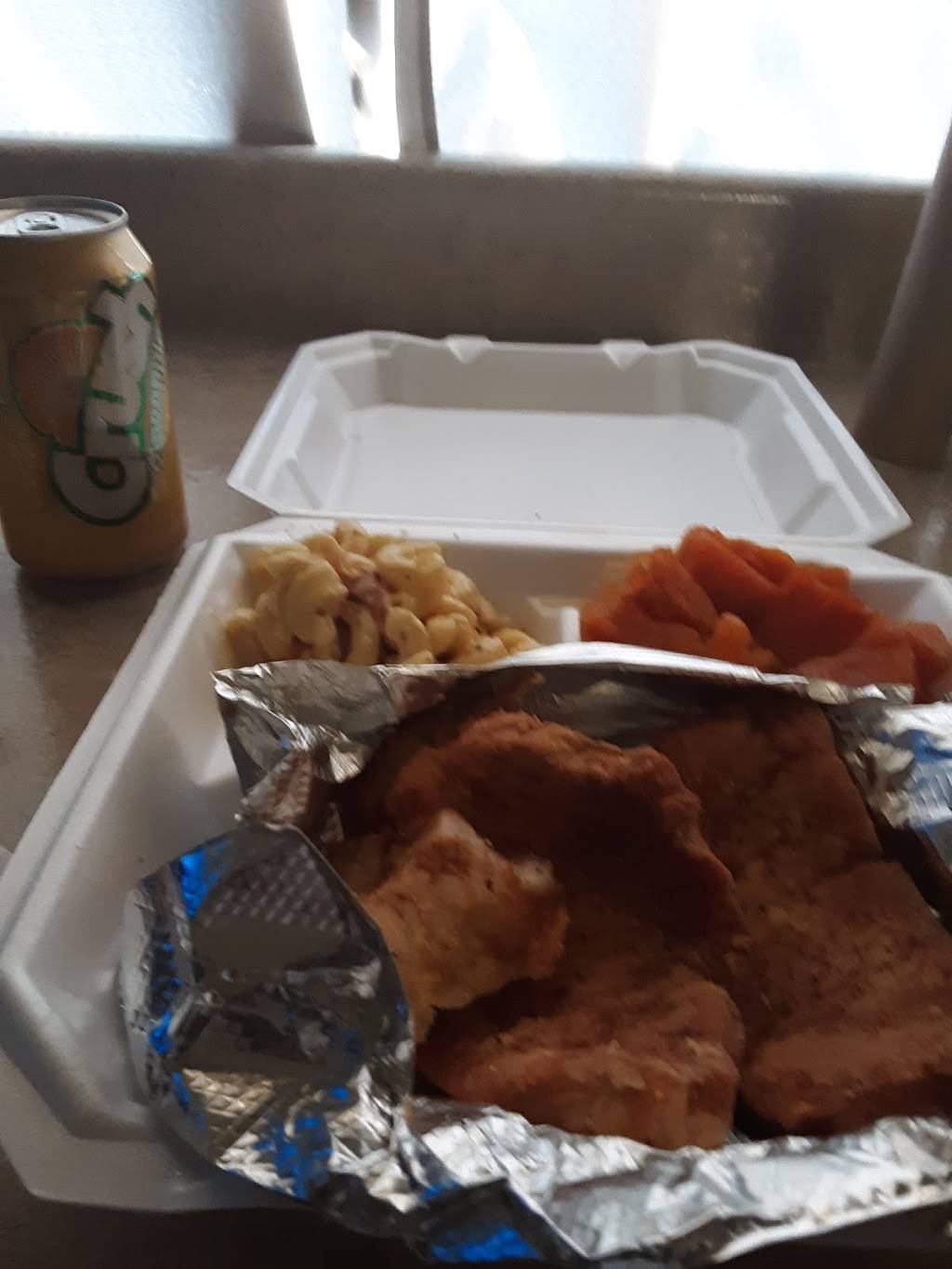 B.Cs kitchen | restaurant | 1412 E 9th St N, Wichita, KS 67214, USA | 3167680471 OR +1 316-768-0471