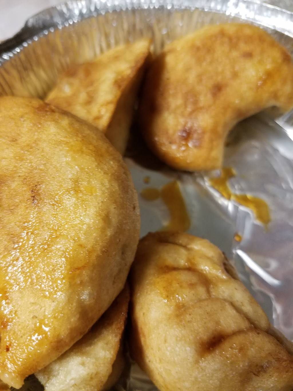 Chinese Kitchen | restaurant | 1409 N Main St, Blacksburg, VA 24060, USA | 5405527110 OR +1 540-552-7110