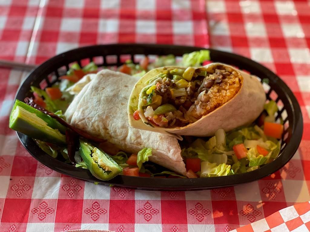 Santoras Mexican & Italian Kitchen | restaurant | 7013 Lithia Pinecrest Rd, Lithia, FL 33547, USA | 8138334998 OR +1 813-833-4998