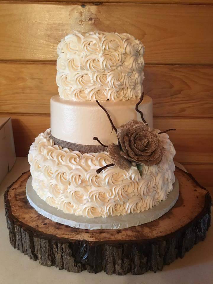 Sweet Art by Stephanie | restaurant | 110 Main St, Campton, KY 41301, USA | 6066687277 OR +1 606-668-7277