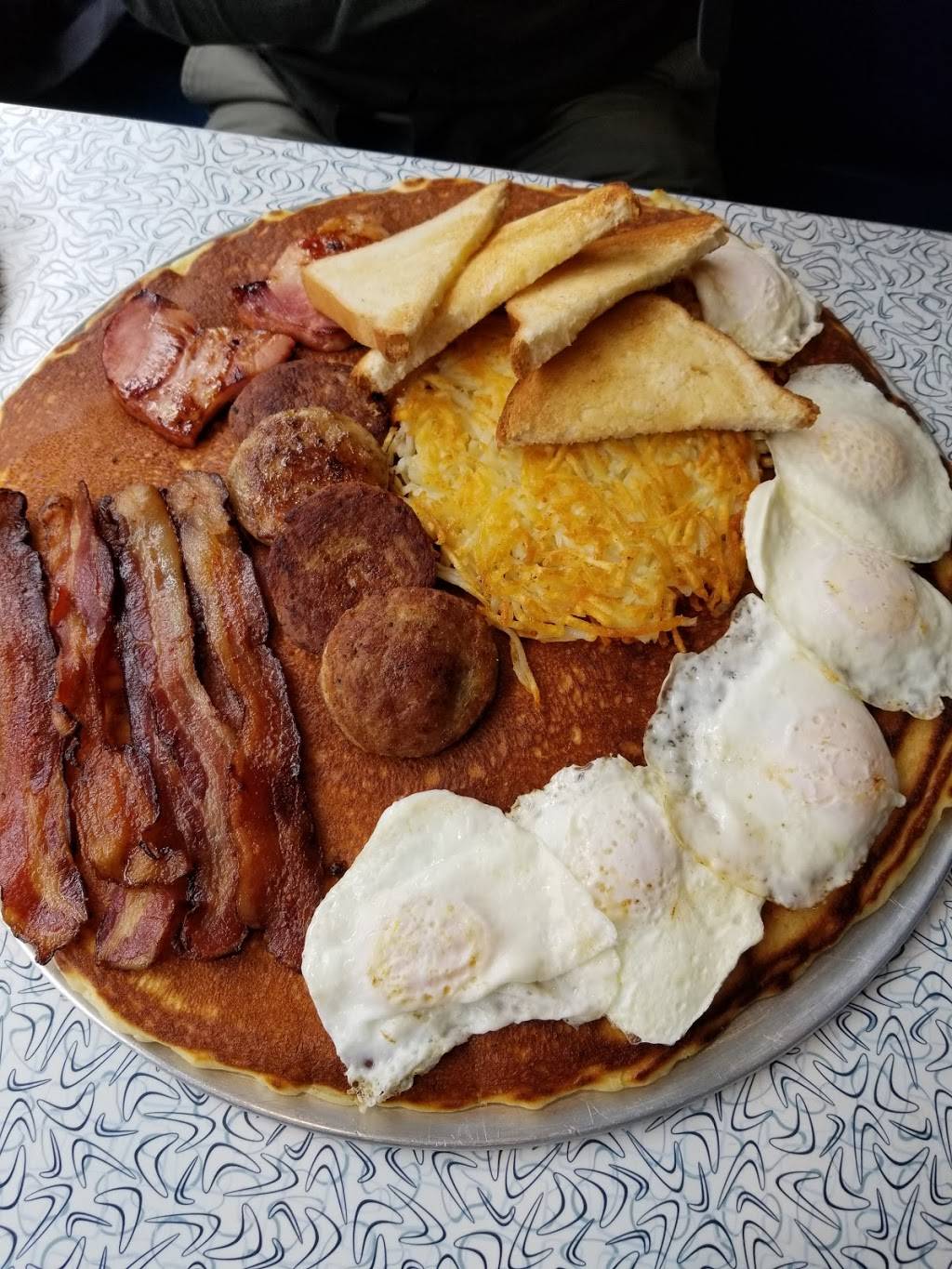 The Nicollet Diner | cafe | 1428 Nicollet Ave, Minneapolis, MN 55403, USA | 6123996258 OR +1 612-399-6258