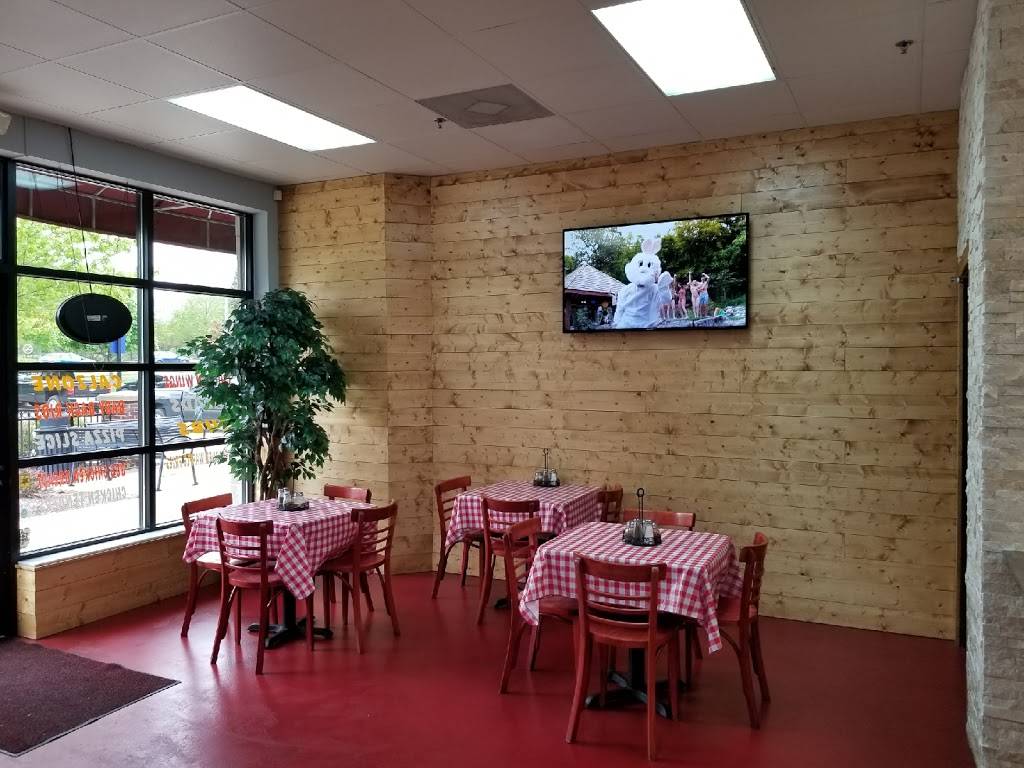 Hometown Pizza | restaurant | 7010 Gateway Park Dr, Village of Clarkston, MI 48346, USA | 2486204100 OR +1 248-620-4100