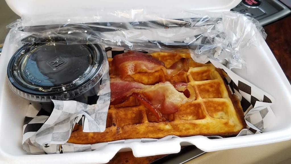 Brewer’s Waffles | restaurant | 1311 Hull St, Richmond, VA 23224, USA | 8046583468 OR +1 804-658-3468