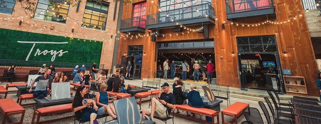 Troys | restaurant | 1650 E Randol Mill Rd STE 100, Arlington, TX 76011, USA | 8177691551 OR +1 817-769-1551