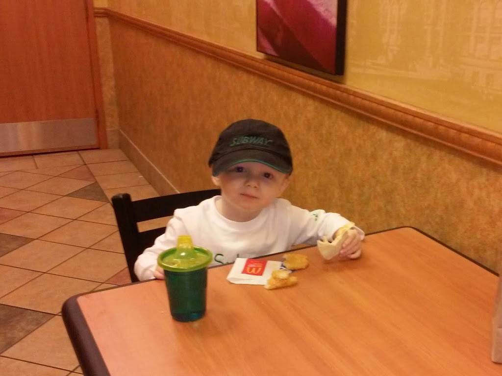 Subway Restaurants | restaurant | 19438 Cortez Blvd, Brooksville, FL 34601, USA | 3527997047 OR +1 352-799-7047