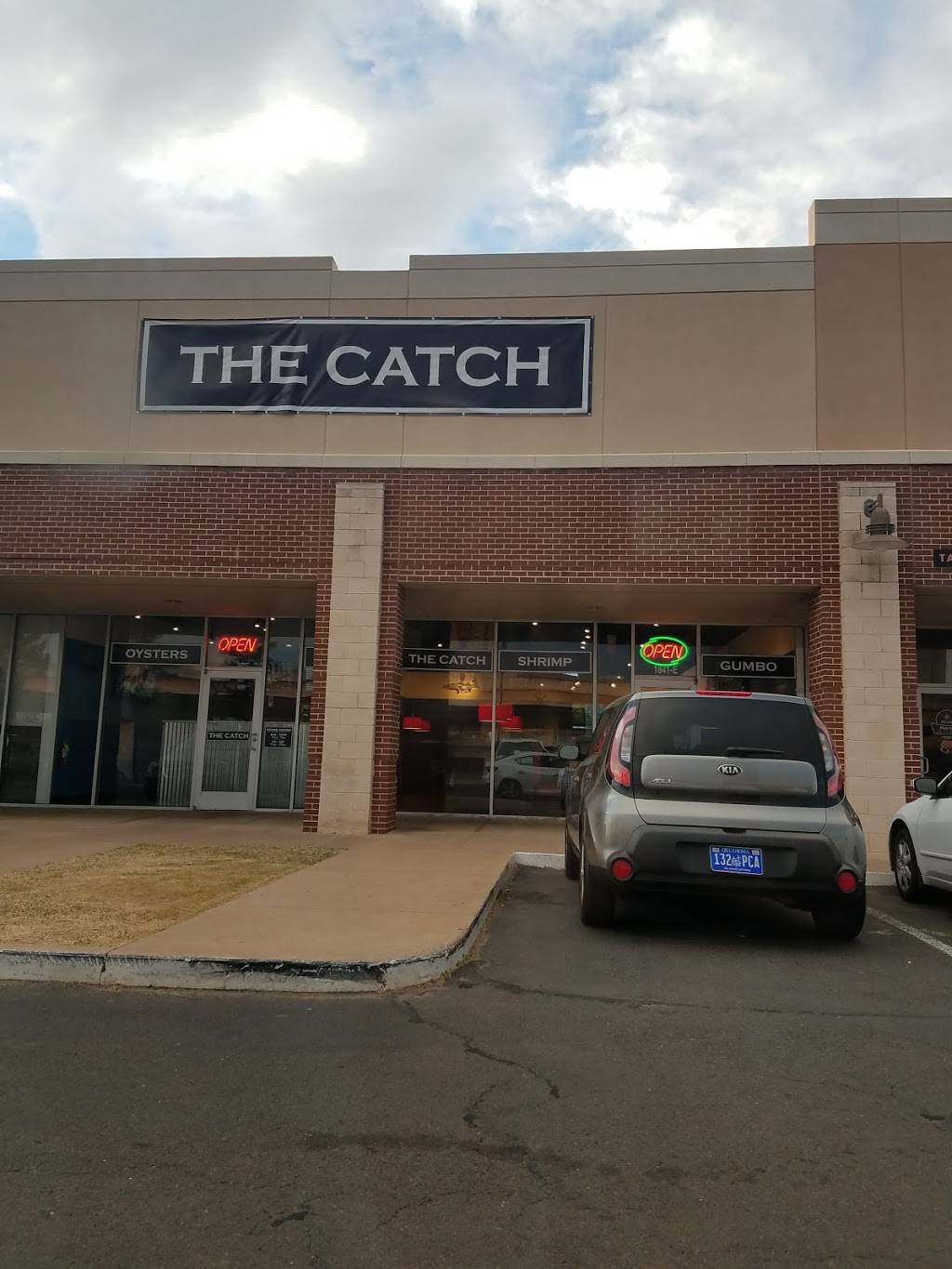 The Catch | restaurant | 1841 Belle Isle Blvd Suite E, Oklahoma City, OK 73118, USA | 4057679771 OR +1 405-767-9771