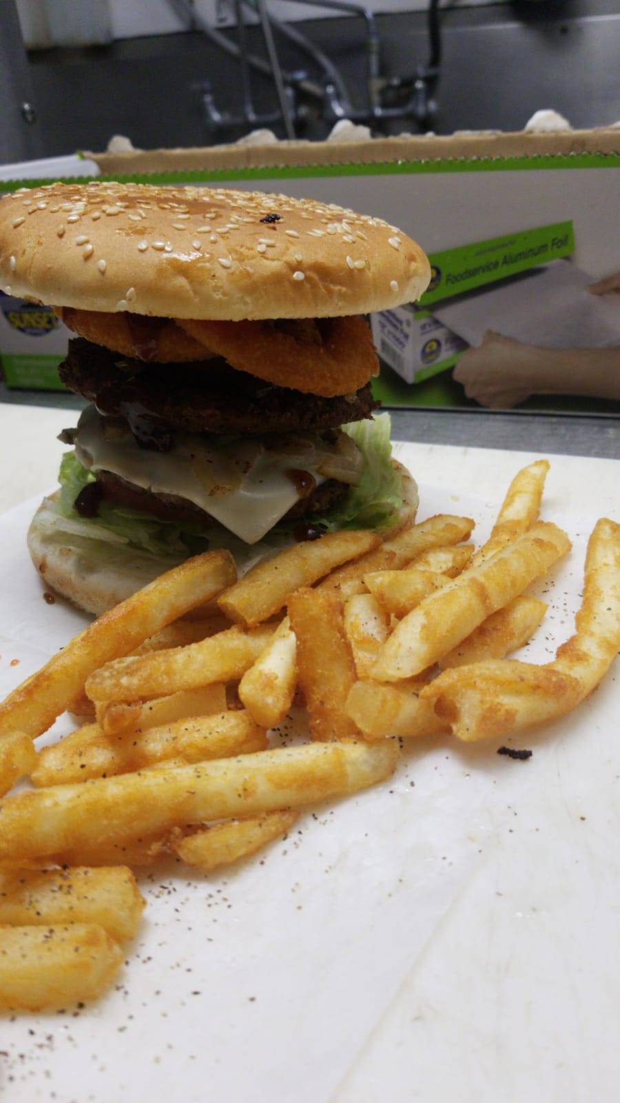 Crown Fried Chicken on 52nd | meal takeaway | 22 N 52nd St, Philadelphia, PA 19139, USA | 2673538587 OR +1 267-353-8587