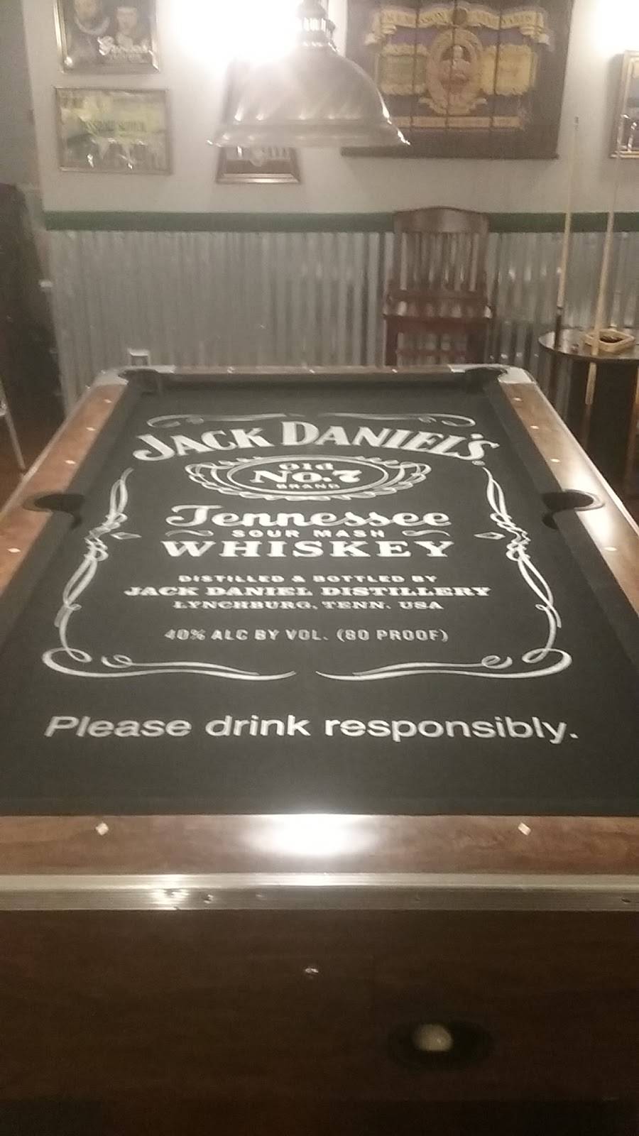 The Pour House | restaurant | 5790 Robert C Byrd Dr, Bradley, WV 25818, USA | 3048777919 OR +1 304-877-7919