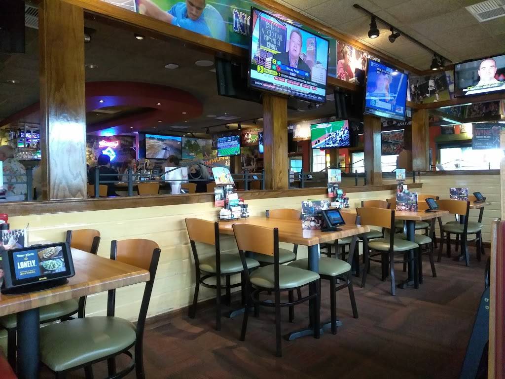 Applebees Grill + Bar | restaurant | 17500 Tamiami Trail, North Port, FL 34287, USA | 9414231504 OR +1 941-423-1504