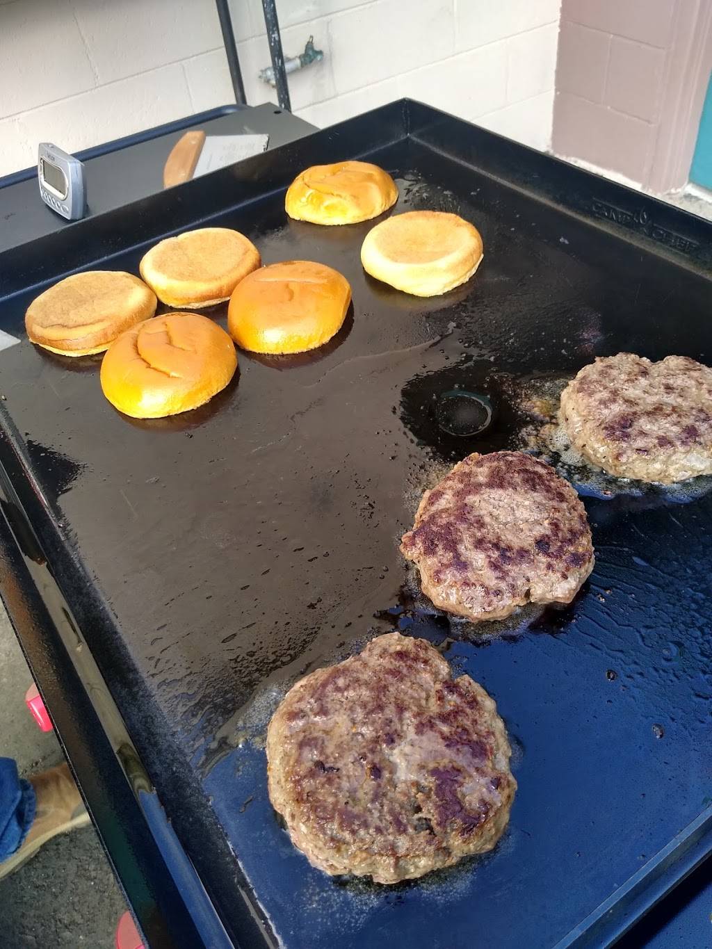 760 Burgers | restaurant | 155 S Orange St, Escondido, CA 92025, USA | 7607032101 OR +1 760-703-2101