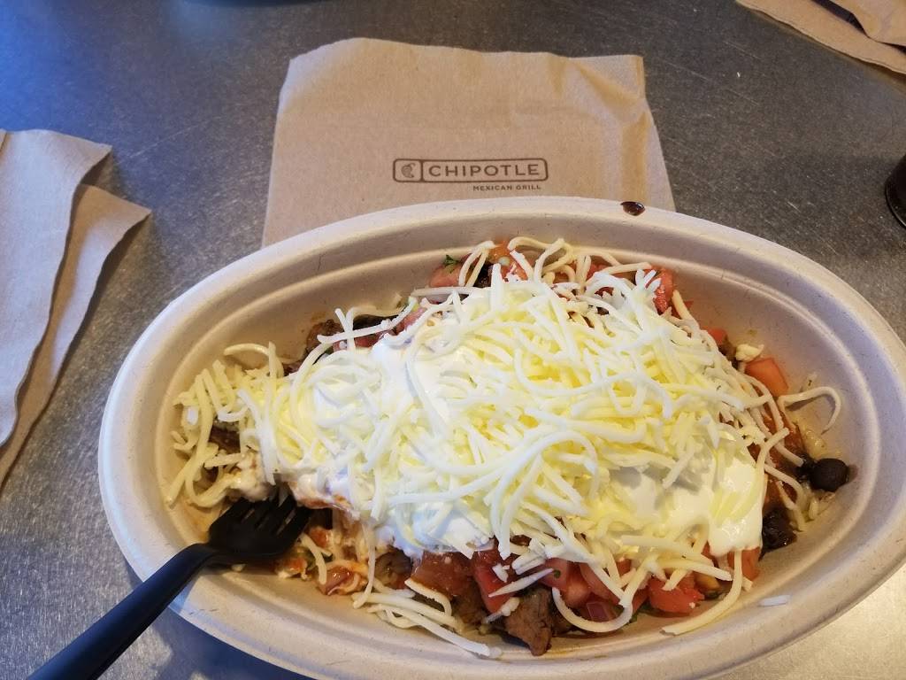 Chipotle Mexican Grill | restaurant | 4416 E Royalton Rd Ste A, Brecksville, OH 44141, USA | 4405264398 OR +1 440-526-4398