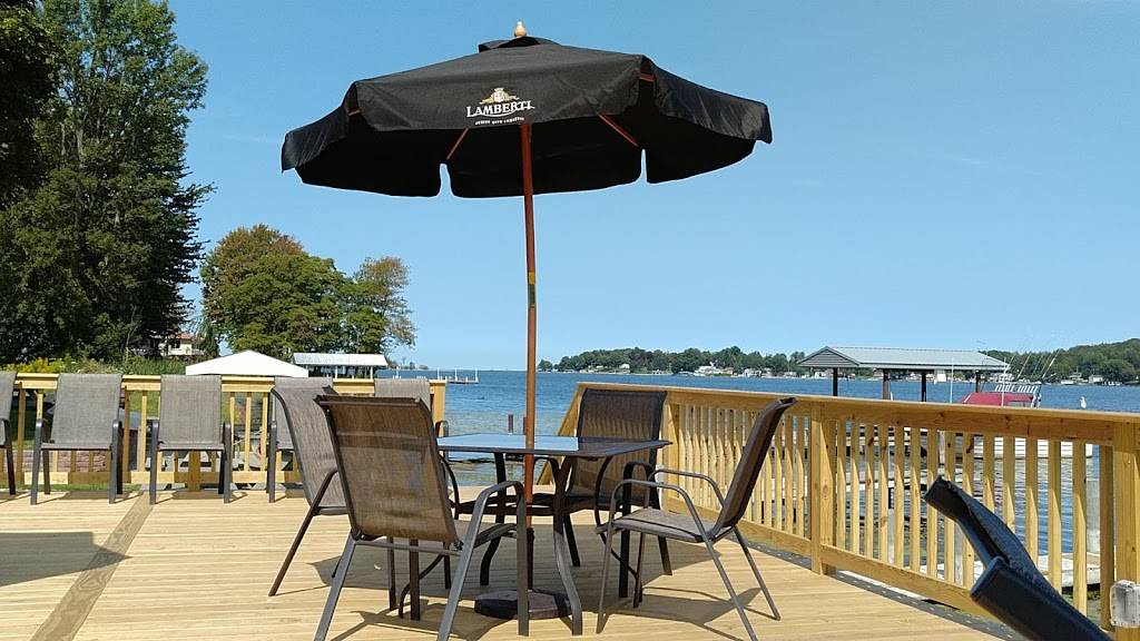 The Bayfront | restaurant | 8106 W Port Bay Rd, Wolcott, NY 14590, USA | 3159054242 OR +1 315-905-4242
