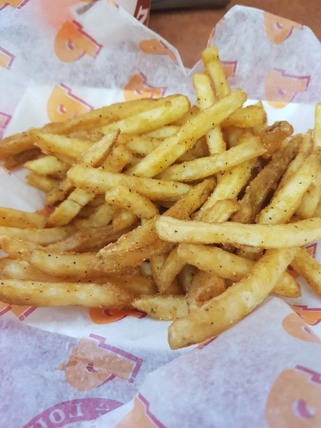 Popeyes | restaurant | 2261 Islington Ave, Etobicoke, ON M9W 3W7, Canada | 4167490500 OR +1 416-749-0500