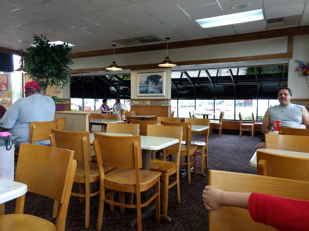 Wendys | restaurant | 2555 N Carson St, Carson City, NV 89706, USA | 7758834762 OR +1 775-883-4762