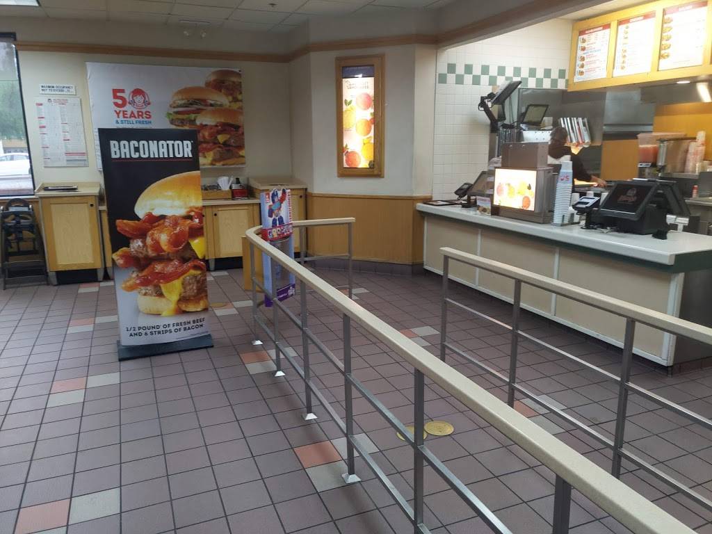 Wendys | restaurant | 9050 Foothill Blvd, Rancho Cucamonga, CA 91730, USA | 9094660541 OR +1 909-466-0541