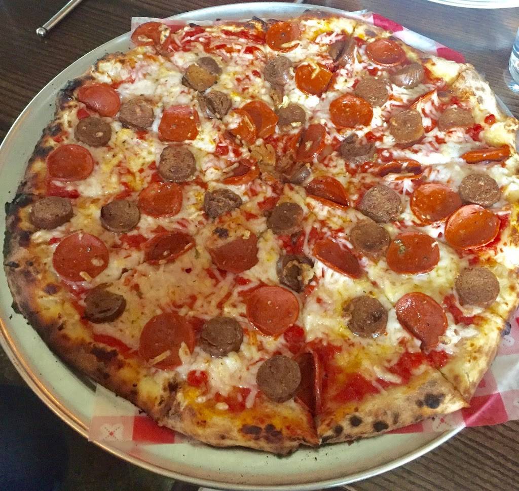 Da Legna | restaurant | 858 State St, New Haven, CT 06511, USA | 2034959999 OR +1 203-495-9999