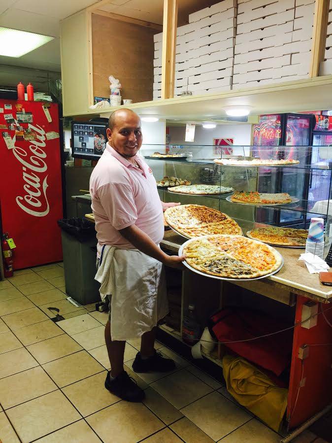 Jerrys Pizza | restaurant | 701 S Broad St, Trenton, NJ 08611, USA | 6093922944 OR +1 609-392-2944