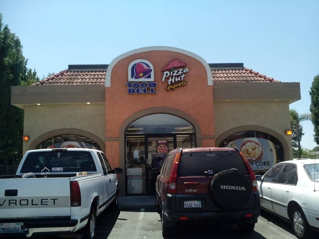 Taco Bell | meal takeaway | 17502 17th St, Tustin, CA 92780, USA | 7147306030 OR +1 714-730-6030