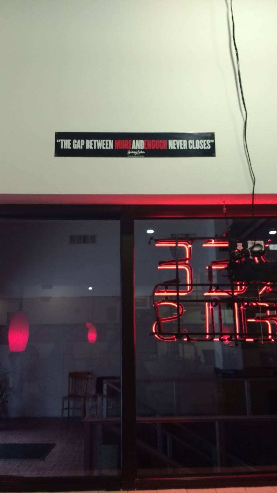 Jimmy Johns | meal delivery | 235 E Main St, Galesburg, IL 61401, USA | 3093430010 OR +1 309-343-0010