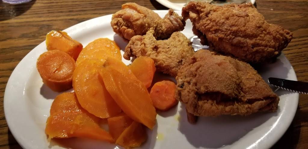 Bocces Bar and Grill | restaurant | 3909 Lincoln Hwy, Matteson, IL 60443, USA | 7087488080 OR +1 708-748-8080