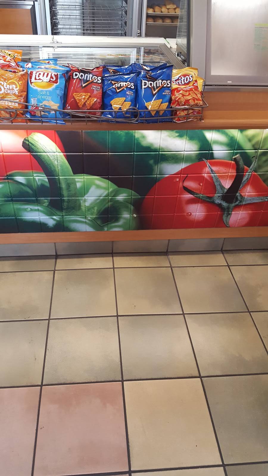 Subway | restaurant | 1405 Howard Rd, Madera, CA 93637, USA | 5596759297 OR +1 559-675-9297