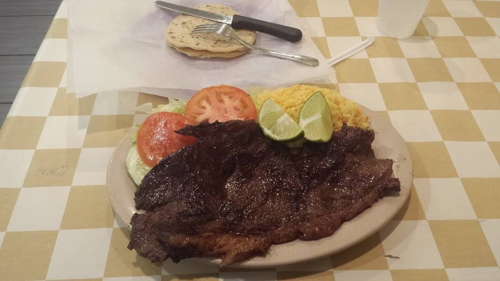 Pupuseria Dona Azucena | restaurant | 1090 Elden St, Herndon, VA 20170, USA | 7034358900 OR +1 703-435-8900