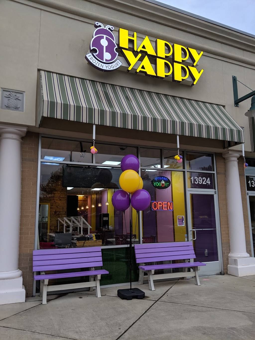 Happy Yappy | restaurant | 13924 Hull Street Rd, Midlothian, VA 23112, USA | 8043796797 OR +1 804-379-6797