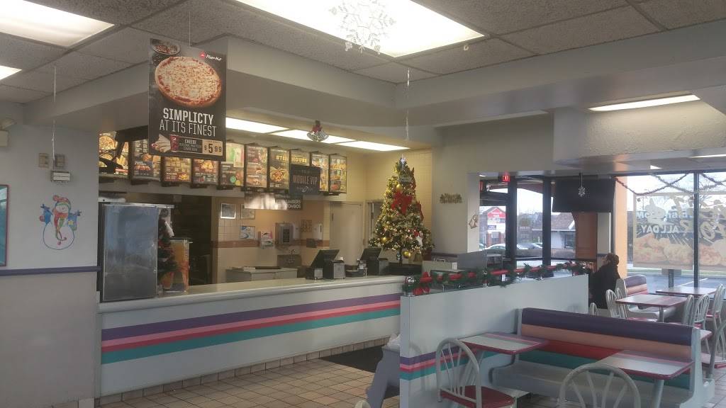 Taco Bell | meal takeaway | 601 Meacham Rd, Elk Grove Village, IL 60007, USA | 8479854442 OR +1 847-985-4442