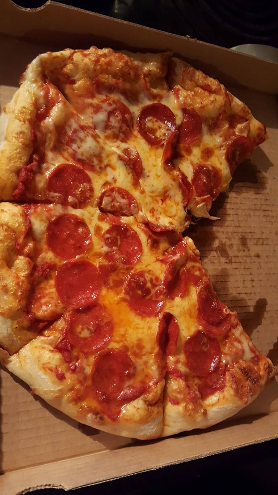 The Flying Pig Airport Diner | restaurant | 1317 Territorial Rd, Benton Harbor, MI 49022, USA | 2693696589 OR +1 269-369-6589