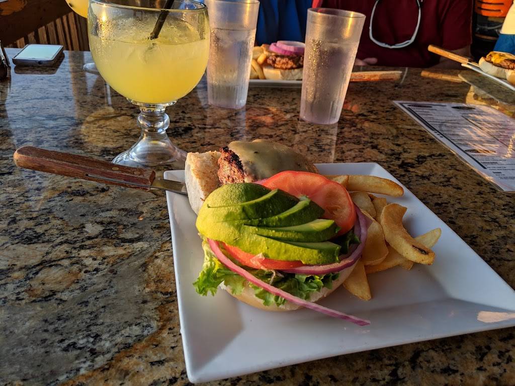 Pelicans Cove Restaurant & Bar | restaurant | 12947 Lake Conroe Hills Dr, Willis, TX 77318, USA | 9367015168 OR +1 936-701-5168