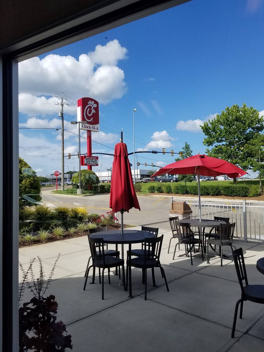 Chick-fil-A | restaurant | 201 Disotell Blvd, Brandon, MS 39042, USA | 6019397188 OR +1 601-939-7188