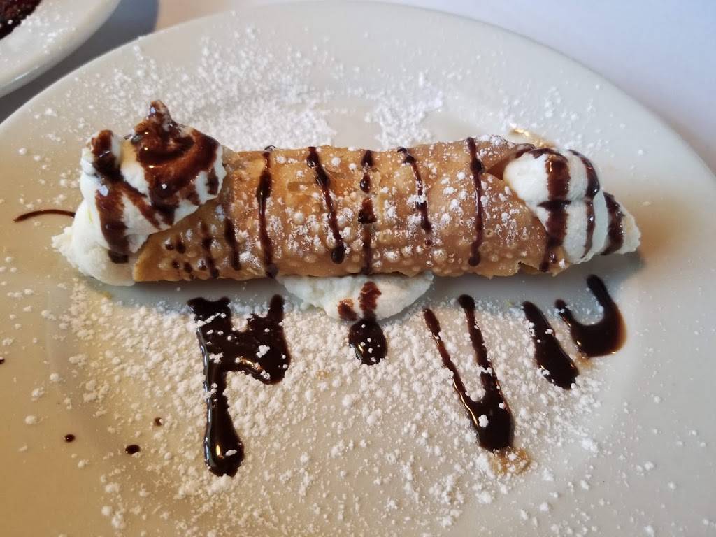 Villa Gallace | restaurant | 109 Gulf Blvd, Indian Rocks Beach, FL 33785, USA | 7275960200 OR +1 727-596-0200