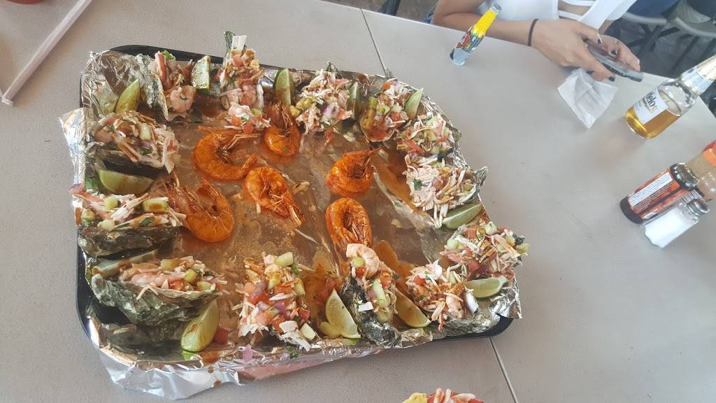 Maricos el Chaparrito | restaurant | 15740 Avenue 296, Visalia, CA 93292, USA | 5597312471 OR +1 559-731-2471