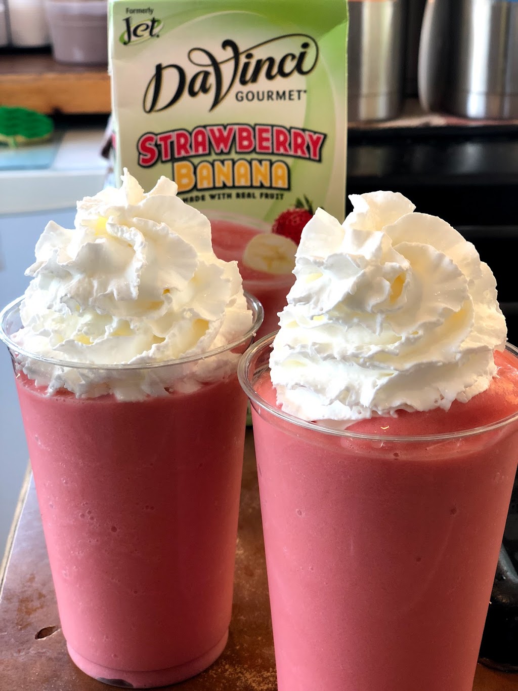 Sips: Organic Coffee & More | bakery | 6771 CA-254, Miranda, CA 95553, USA | 7076018901 OR +1 707-601-8901