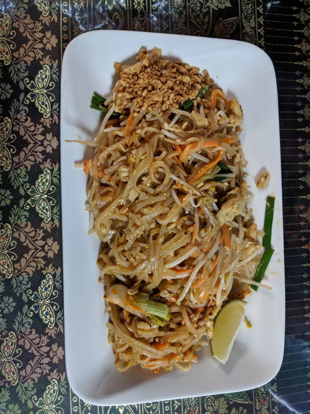 Aroy Dee Thai Cuisine | restaurant | 7239 Fairbanks North Houston Rd, Houston, TX 77040, USA | 8322431414 OR +1 832-243-1414
