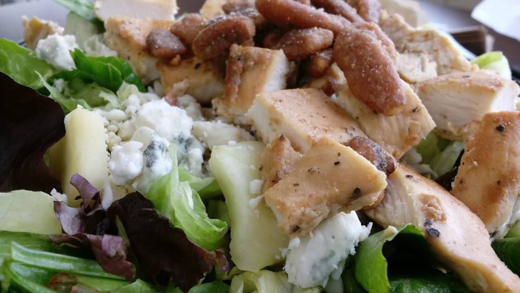 Wendys | restaurant | 2395 Geer Rd, Turlock, CA 95382, USA | 2096329215 OR +1 209-632-9215