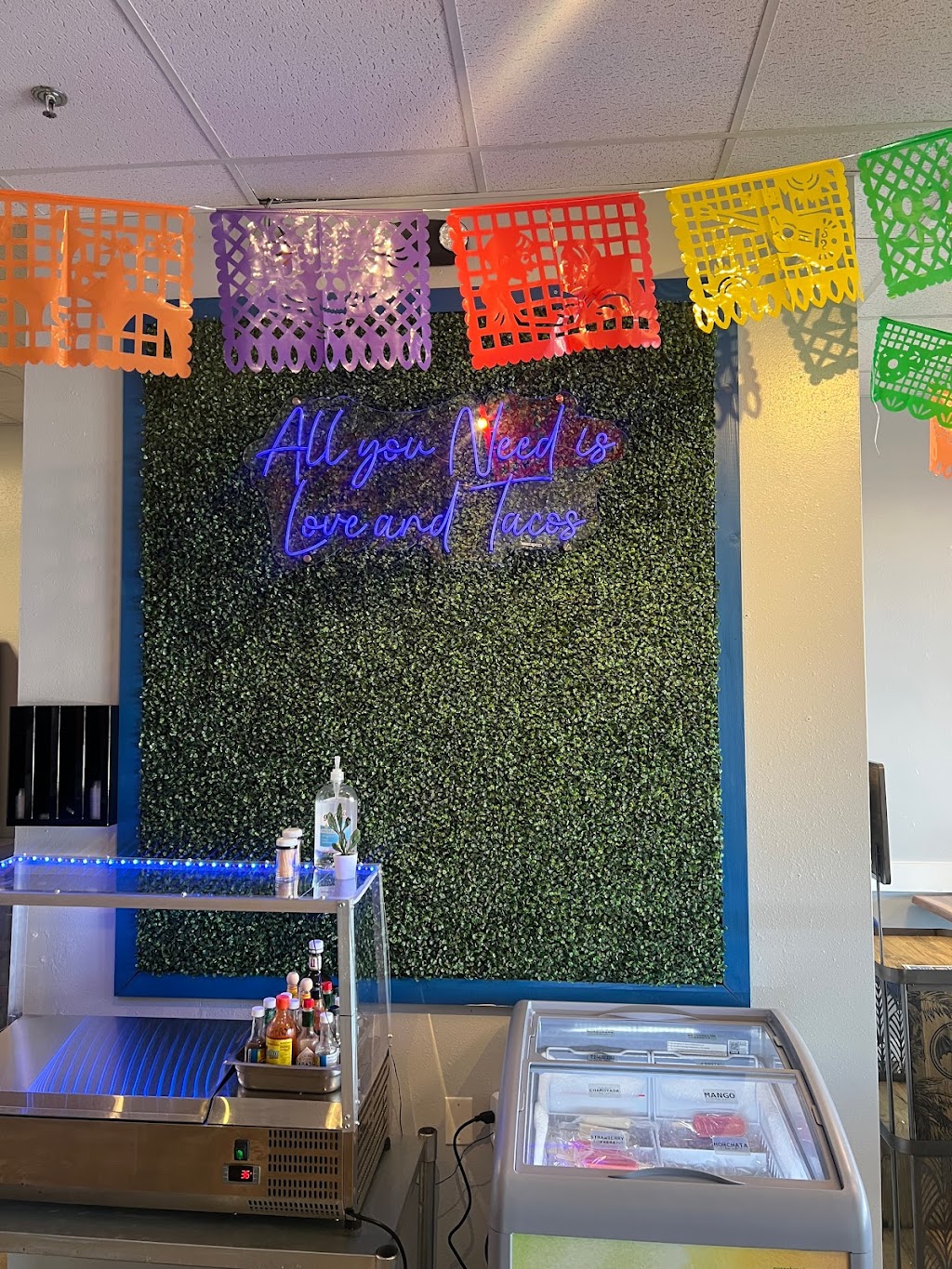 El agave azul Neptune Beach | restaurant | 229 3rd St, Neptune Beach, FL 32266, USA | 9045955345 OR +1 904-595-5345